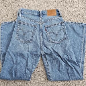 Levi's ribcage ankle straight jean 23x27